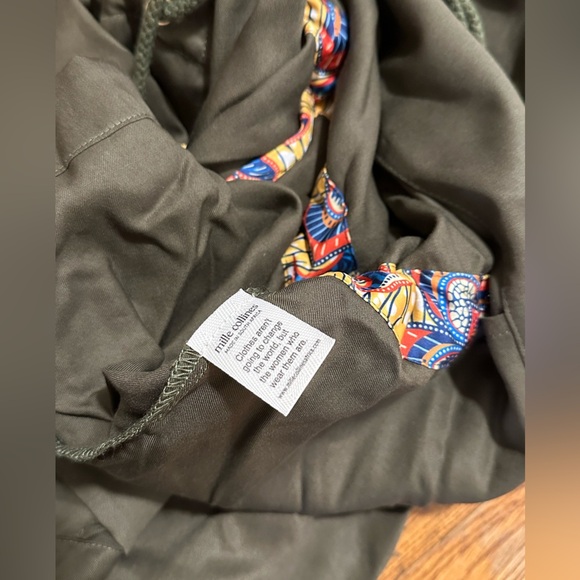 Elegant Olive Green Women's Cardigan - Picture 5 of 7